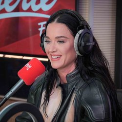 Katy Perry @ Chérie FM