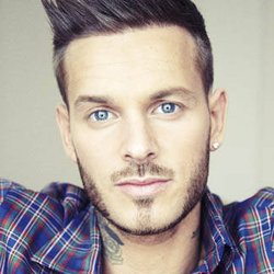 M Pokora rejoint Patricia Kazadi en Pologne