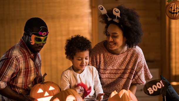 Les infos du Réveil Chérie : 65% des familles en France vont fêter Halloween !