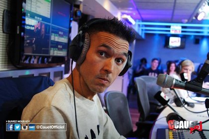 Mardi 14 Juin 2016 avec Walking On Cars - C Cauet sur NRJ