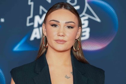 Tania - TAPIS ROUGE - NRJ MUSIC AWARDS 2023