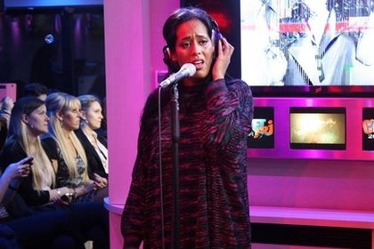 Mercredi 9 octobre avec Amel Bent