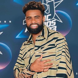 Paul Russell - TAPIS ROUGE - NRJ MUSIC AWARDS 2023