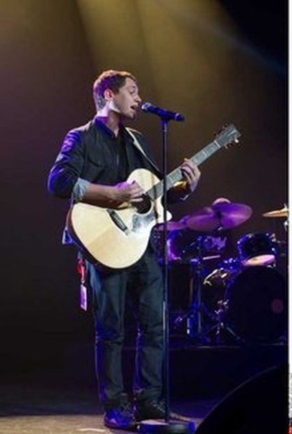 Cris Cab @ NRJ Music Tour de Paris