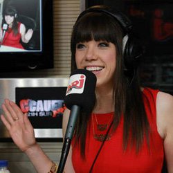 émission du vendredi 07 septembre avec Carly Rae Jepsen