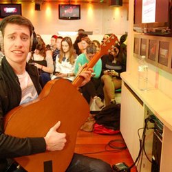 Lundi 26 Novembre avec Ne-Yo et Max Boublil