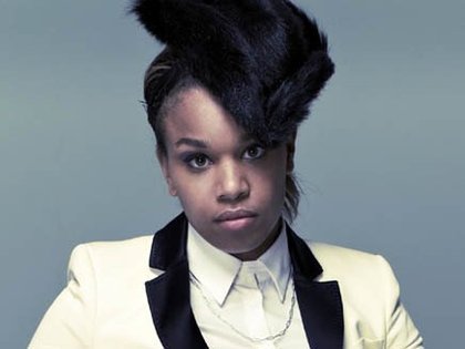 Melissa NKonda s'offre RedOne, Soprano et VV Brown