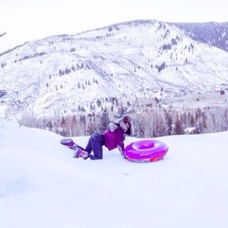 Rihanna fête son anniversaire au ski !