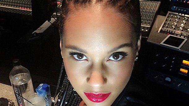 Alicia Keys : de retour en studio, son album se prépare!