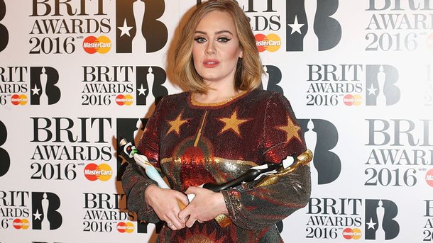 Adele : zoom sur les tatouages de la chanteuse