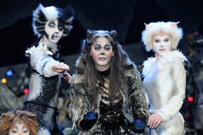 La première représentations de Cats avec Chimène Badi