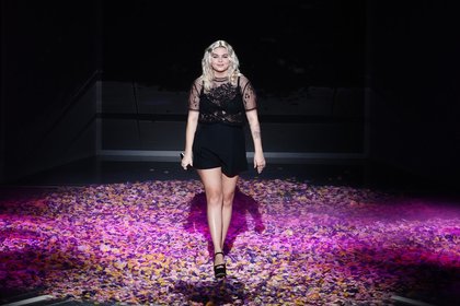 Louane - Cérémonie des NRJ Music Awards Paris Edition