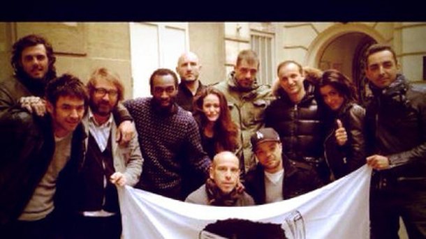 Jenifer avec l'équipe de son premier film : la photo !