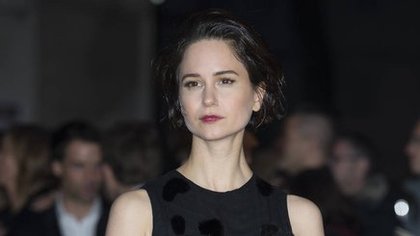katherine-waterston