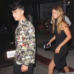 Joe Jonas et Gigi Hadid au restaurant