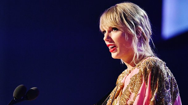 Taylor Swift a 31 ans: Gigi Hadid, Blake Lively et Selena Gomez lui souhaitent un bon anniversaire
