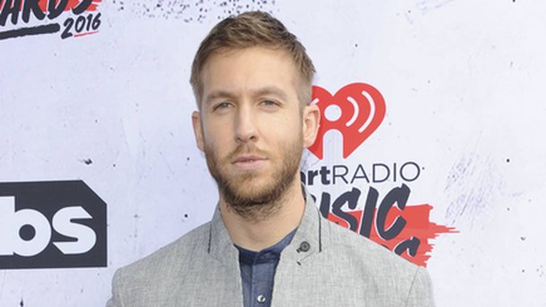 Calvin Harris: un nouveau look étonnant!