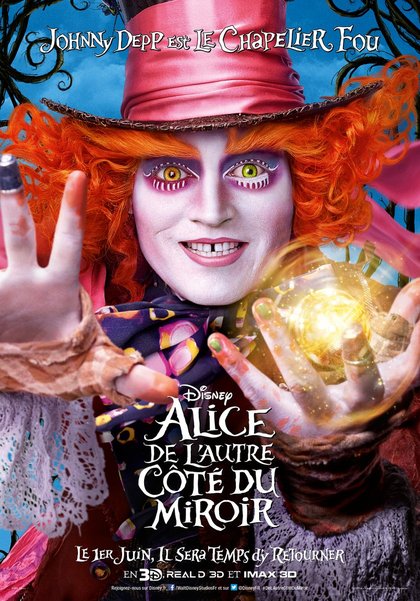 Johnny Depp est Le Chapelier Fou - Alice de l'autre côté du miroir