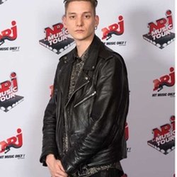 Thomas Azier @ NRJ Music Tour de Paris - Photocall