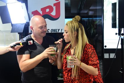 Shakira chez C'Cauet sur NRJ