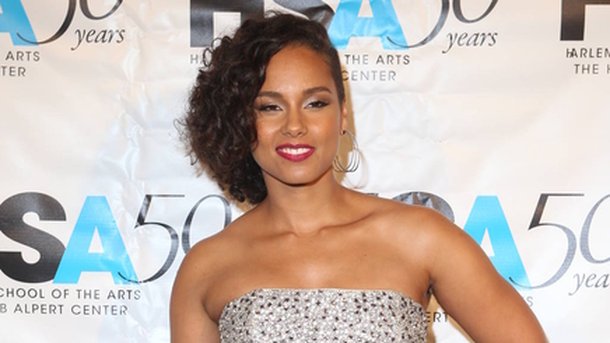 Alicia Keys : écoutez le titre «Hallelujah» pour la BO du film «Let Me In»!
