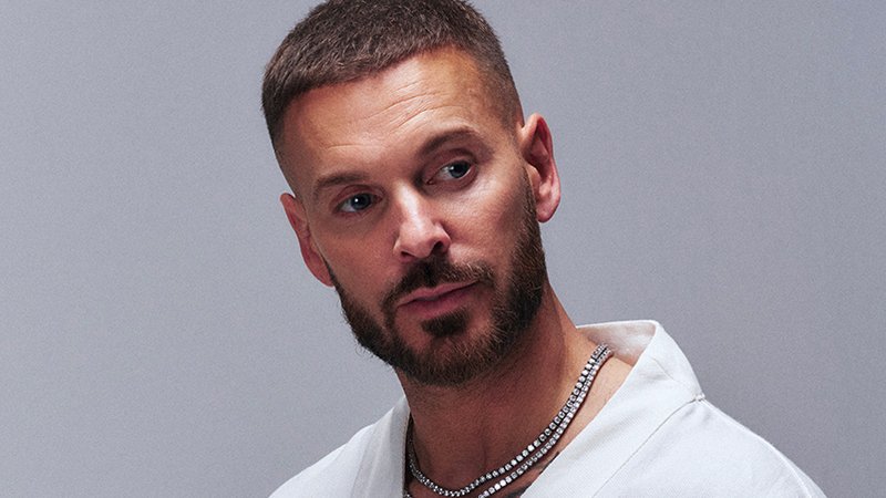 M Pokora (bandeau)