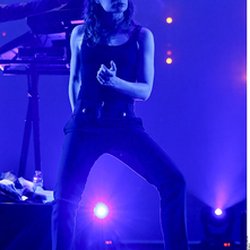 Concert Pop Love - Christine and the Queens