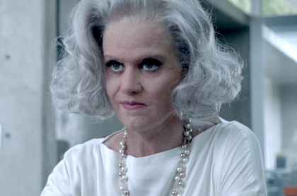 Katy Perry dans le clip "The One That Got Away"