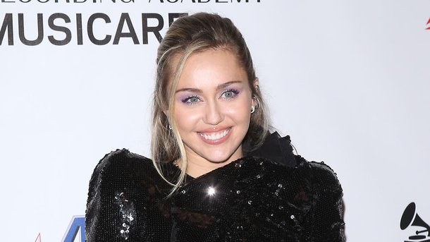 Quand Miley Cyrus aide financièrement une ancienne candidate de The Voice US