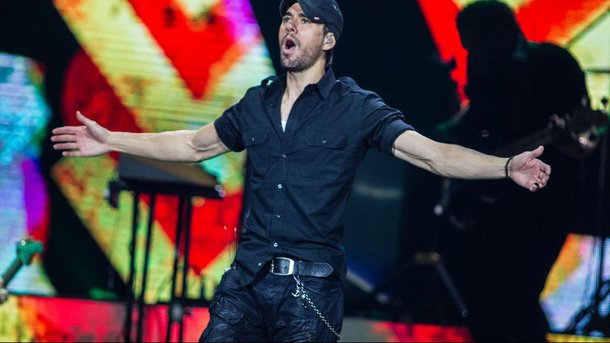 Quand Enrique Iglesias copie la recette miracle du "Despacito" de Luis Fonsi…