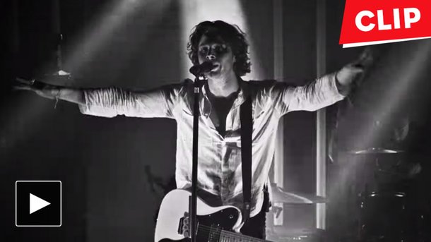 5 Seconds of Summer dévoile un clip live pour «Youngblood»
