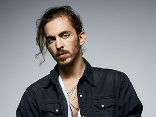 Dennis Lloyd