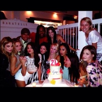 Merci à @bagatellela pour cet excellent anniv!!!! #werk #becauseIcan