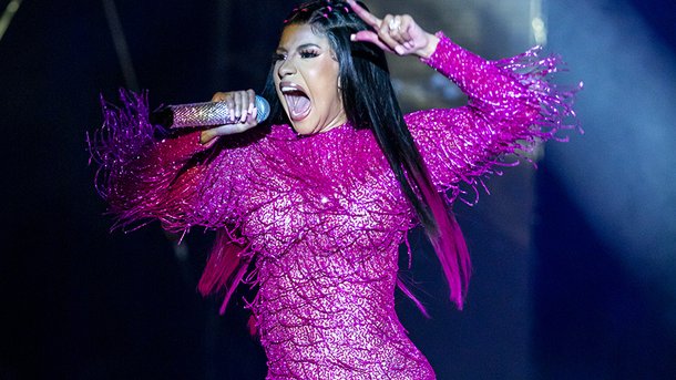 Cardi B révèle avoir été agressée sexuellement lors d'une séance photo