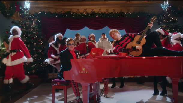Merry Christmas : la savoureuse chanson de Noël d’Elton John et Ed Sheeran
