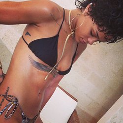 Rihanna ©Instagram