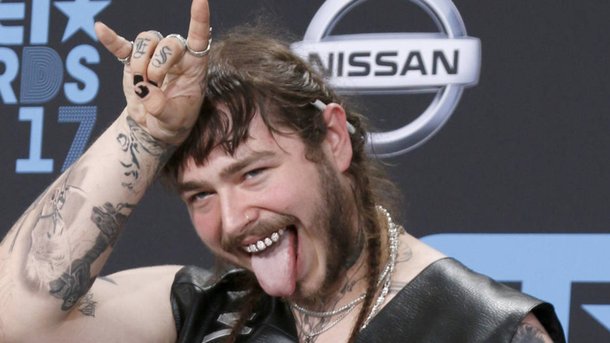 Post Malone ne quitte plus la première place!