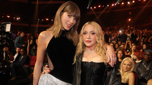 Madonna ouvre les VMA's en live et rafle sept prix