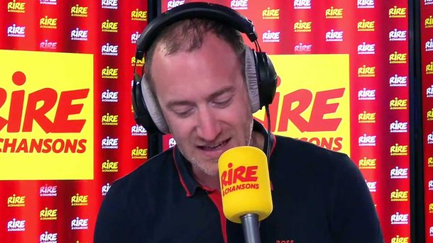 Jean-Jacques Goldman a accepté d’écrire et de composer une chanson pour une classe de CM1 - L'actualité du 17 mai 2024 revue par l'imitateur Rémi Marceau
