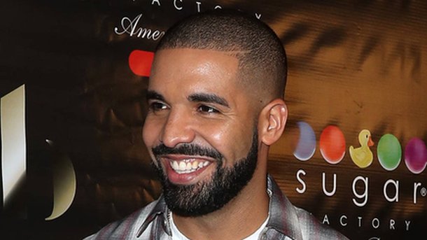Drake: une nouvelle petite-amie?