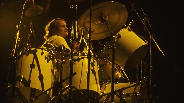 Comment Phil Collins a créé le son de caisse claire iconique des 80s ?