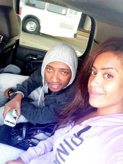 Amel Bent: Avec @Sopranopsy4 , on vient d'arriver à #LA baby! #quandlamusiqueestbonne #clip #teamel #teamsopra ❤