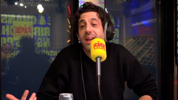 Quand Max Boublil se  trompe d'enfant, à la sortie de l'école - L'Afterwork Du Rire