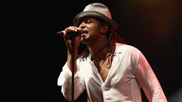 Yannick Noah donne le ton pour la rentrée avec "La vie c'est maintenant" !