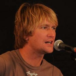  Tom-Frager01