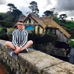 "I would chop off my toe to live here and be a hobbit x"