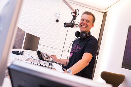 Armin Van Buuren - Studio ASOT