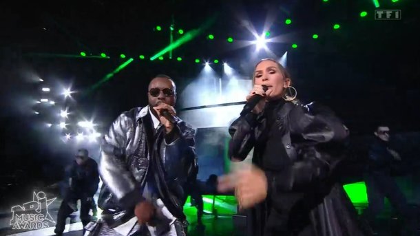 Gims x Vitaa – Prends ma main : le live