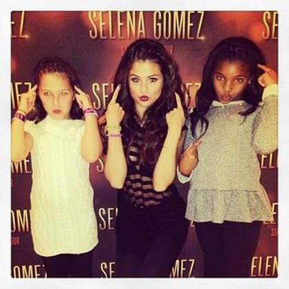 Selena Gomez: Les babies tresses à Boston :) :) I. Can't 