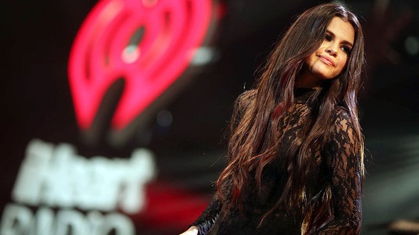 Selena Gomez: qui est Sofia Solares, son sosie parfait?